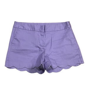 Attyre Size 8 Scalloped Shorts
